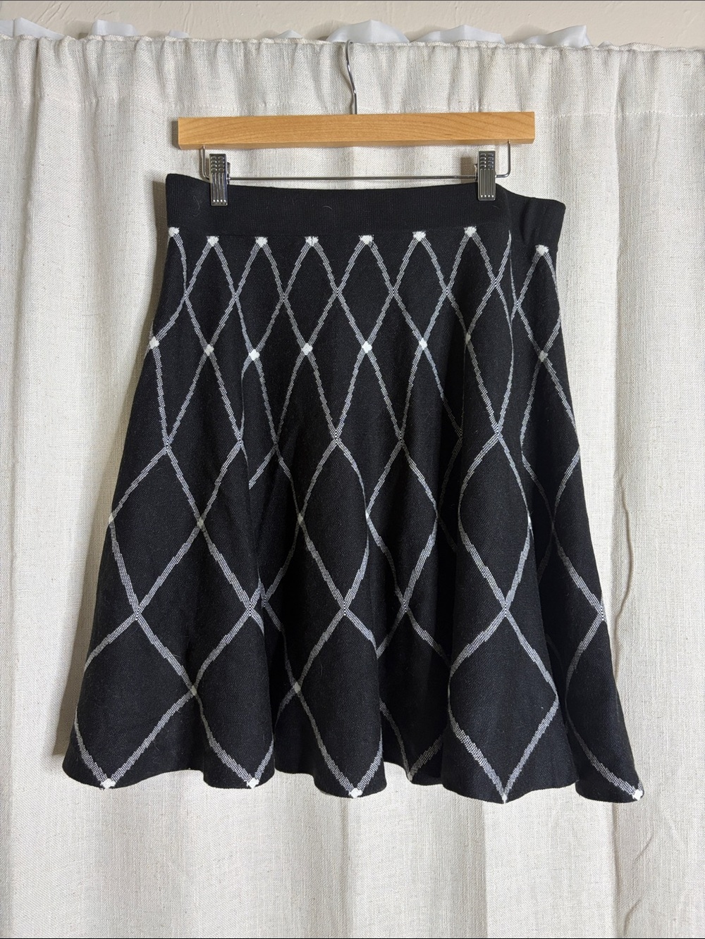 Black Diamond-Pattern A-Line Skirt - Unbranded